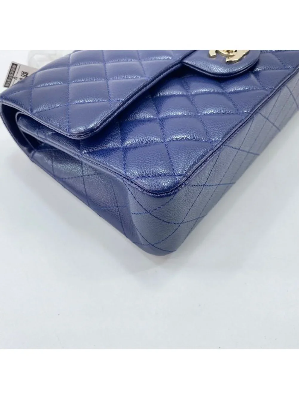 Chanel Shoulder Bag Quilted 25